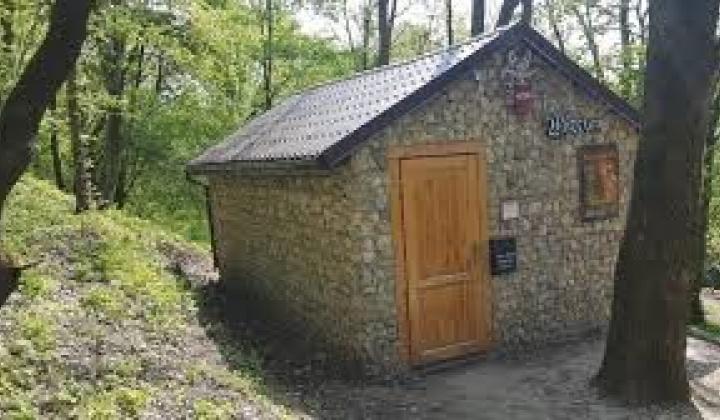 Fotka - HRAD Brekov - MÚZEUM - ZATVORENÉ 